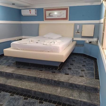 Bhaus Motel Marilia Ngoại thất bức ảnh